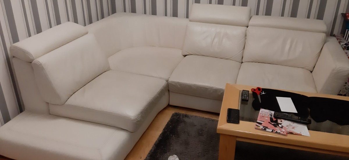 Profesjonalne czyszczenie tapicerki skórzanej