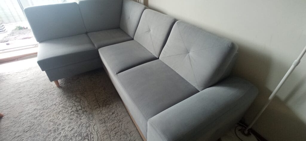 czyszczenie-kanapy-Gdańsk-Przymorze-Siwa-Sofa-Po-Turboszczotka